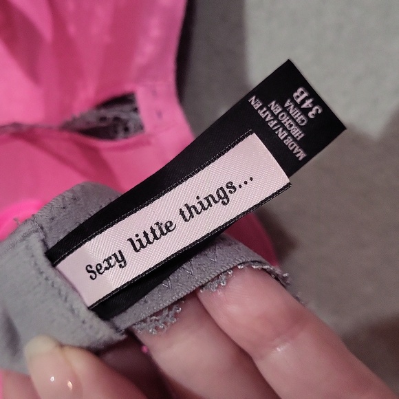 Victoria's Secret Sexy Little Things Bra - Picture 10 of 16